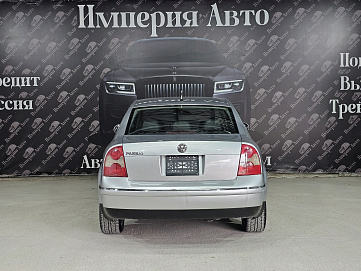 Volkswagen Passat, 2005г, передний привод, автомат