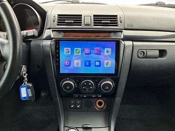 Mazda 3, 2008г., передний привод, механика