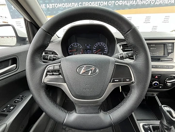 Hyundai Solaris, 2019г., передний привод, автомат