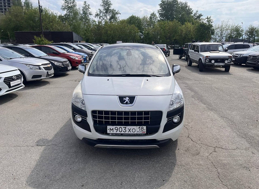 Peugeot 3008, 2011г., передний привод, автомат