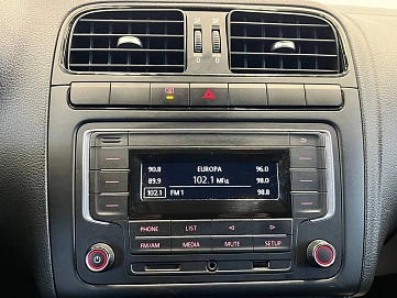 Volkswagen Polo, 2019г, передний привод, механика