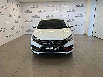 Lada (ВАЗ) Vesta, 2023г, передний привод, механика