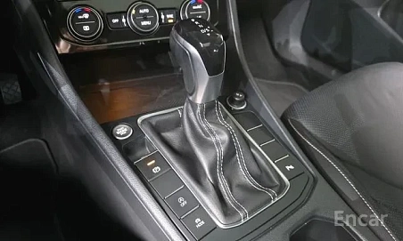 Volkswagen Jetta, 2022г, передний привод, автомат