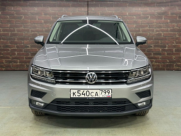 Volkswagen Tiguan, 2019г, полный привод, робот