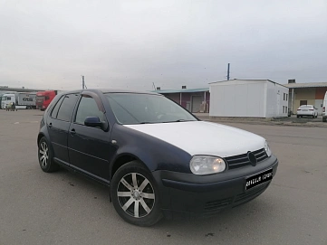 Volkswagen Golf, 2001г, передний привод, механика