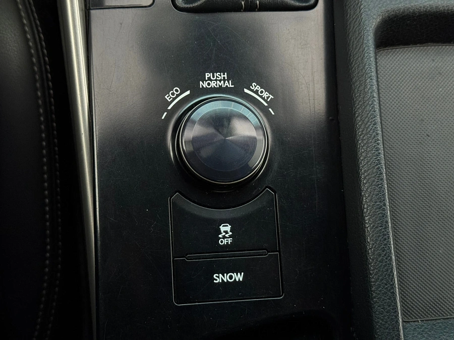 Lexus IS, 2014г., задний привод, автомат