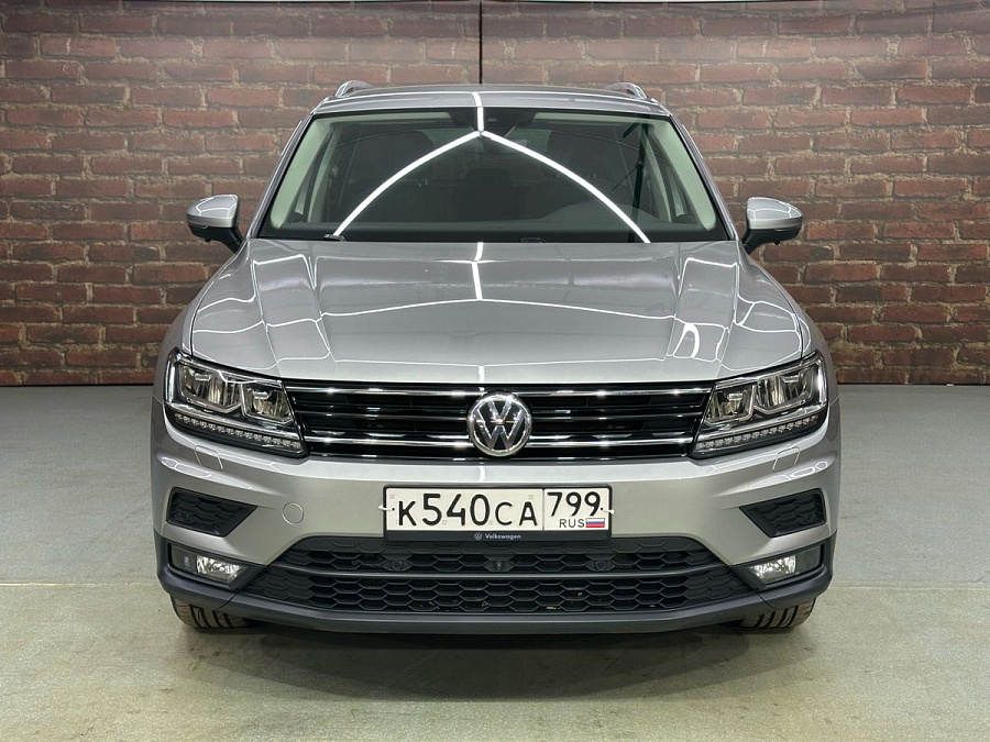 Volkswagen Tiguan, 2019г., полный привод, робот