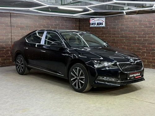 Skoda Superb, 2025г, передний привод, робот