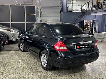 Nissan Tiida, 2008г., передний привод, механика