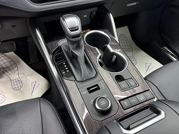 Toyota Highlander, 2025г, полный привод, автомат