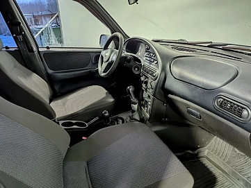 Chevrolet Niva, 2011г, полный привод, механика