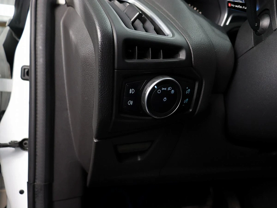 Ford Focus, 2017г., передний привод, автомат