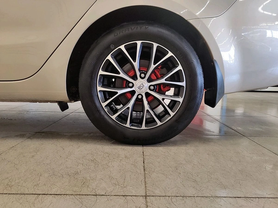 Kia Rio, 2013г., передний привод, механика