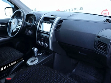 Nissan X-Trail, 2010г, полный привод, вариатор