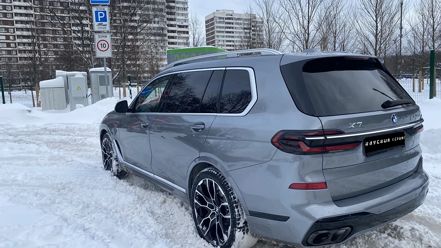 BMW X7, 2023г., полный привод, автомат