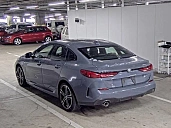 BMW 1 серии, 2022г., передний привод, робот