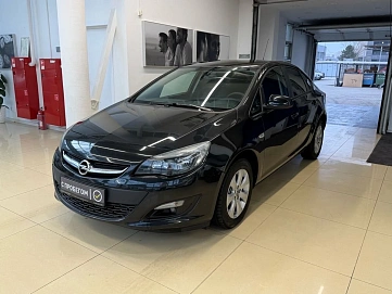 Opel Astra, 2014г, передний привод, механика