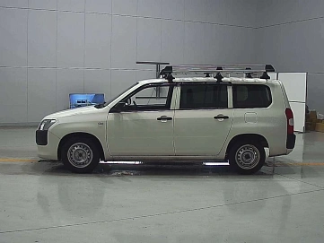 Toyota Probox, 2022г, передний привод, вариатор