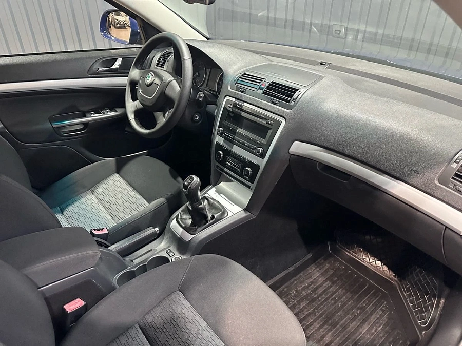 Skoda Octavia, 2011г., передний привод, механика