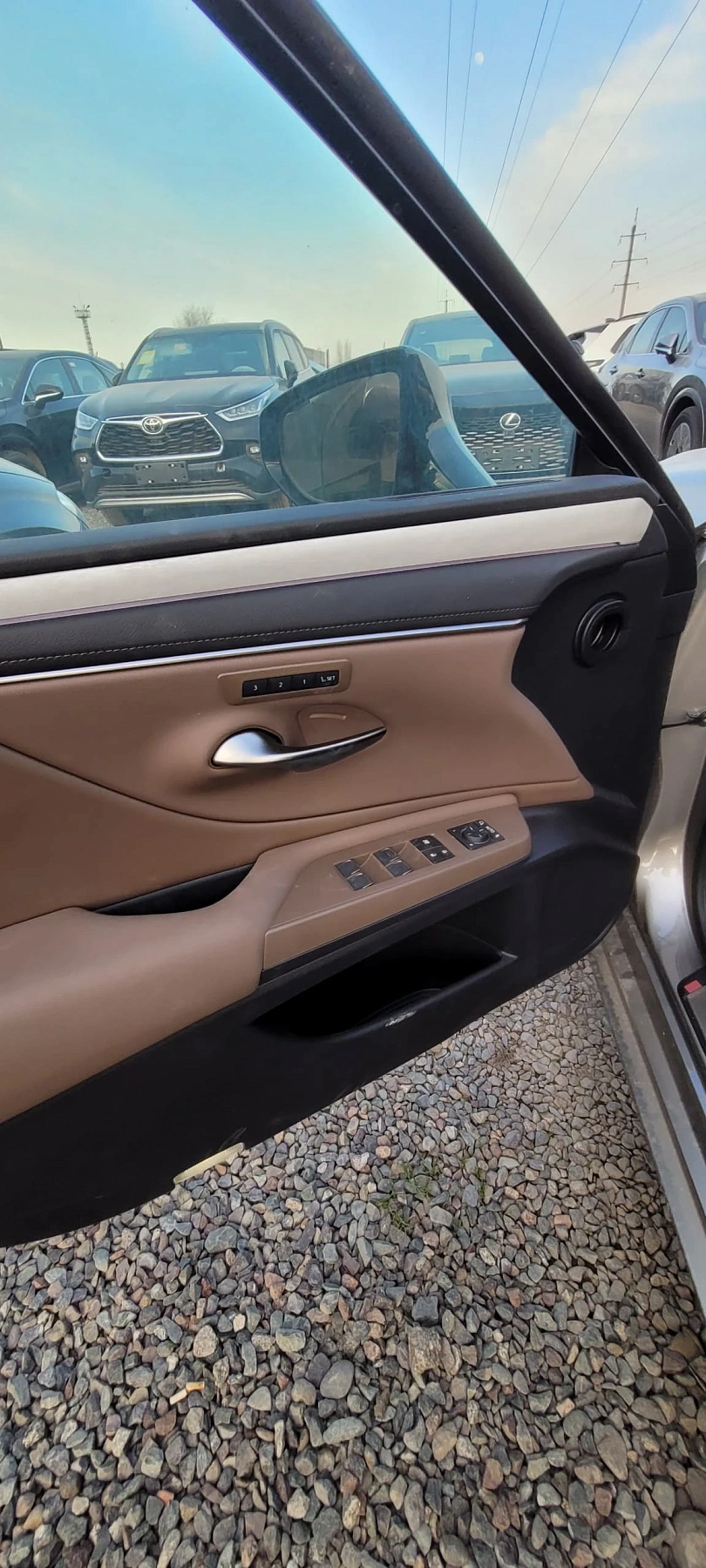 Lexus ES, 2025г., передний привод, вариатор