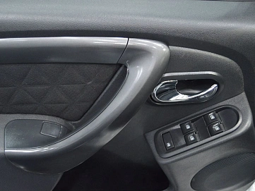 Renault Duster, 2017г, полный привод, автомат