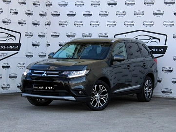 Mitsubishi Outlander, 2015г, полный привод, вариатор