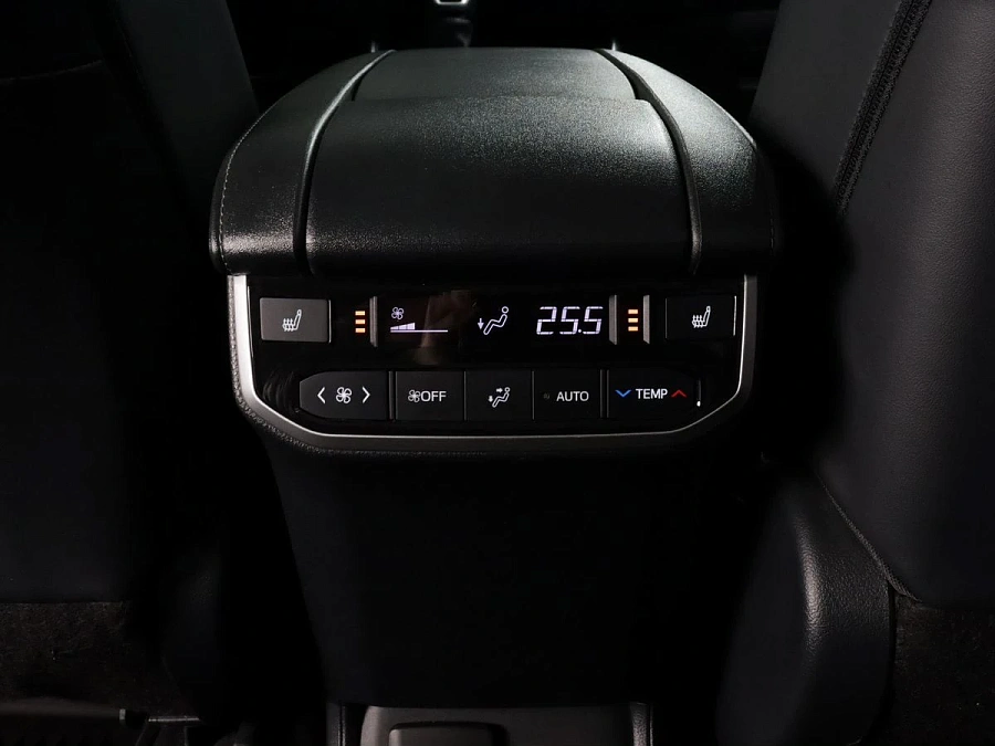 Toyota Highlander, 2025г., полный привод, автомат