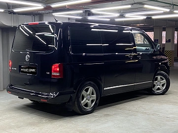 Volkswagen Multivan, 2010г, передний привод, робот