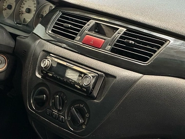 Mitsubishi Lancer, 2005г, передний привод, автомат