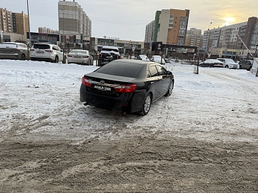 Toyota Camry, 2012г, передний привод, автомат