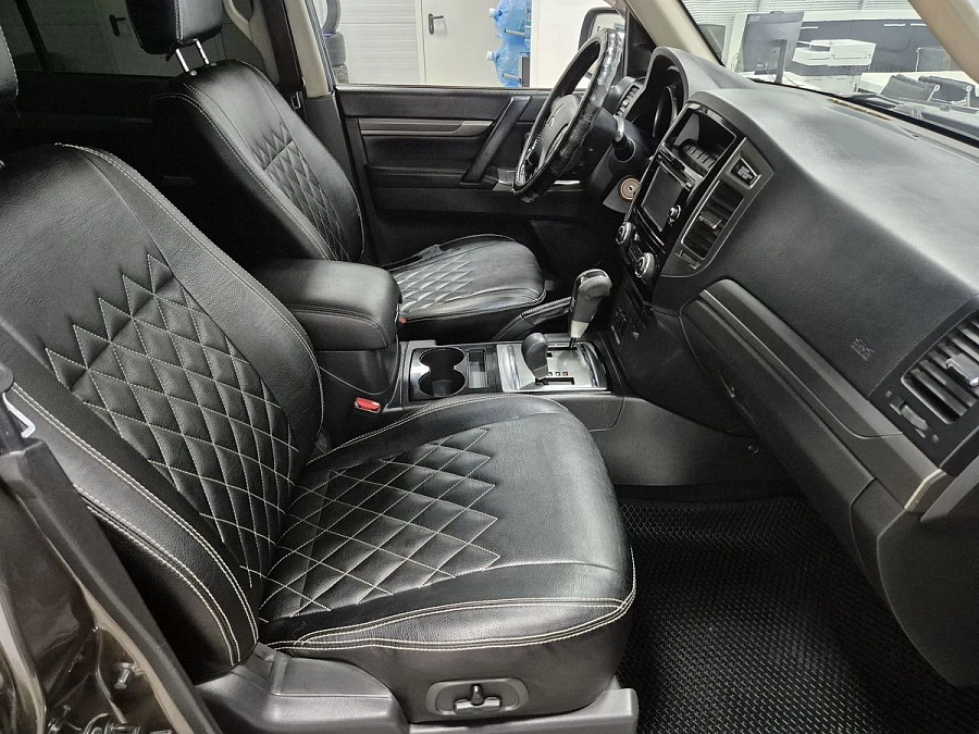 Mitsubishi Pajero, 2015г., полный привод, автомат