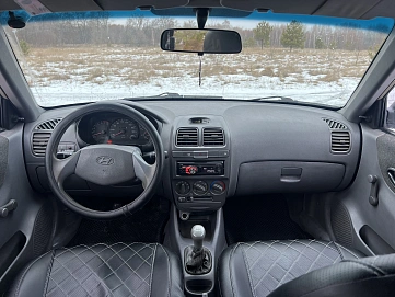 Hyundai Accent, 2004г, передний привод, механика