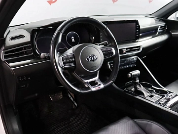 Kia K5, 2021г, передний привод, автомат