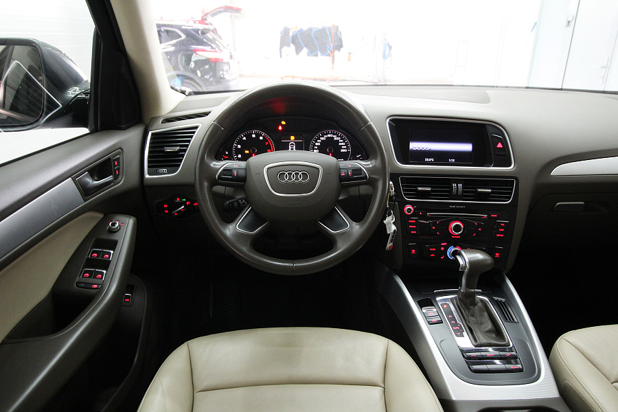 Audi Q5, 2016г., полный привод, автомат