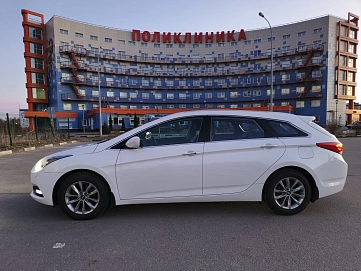 Hyundai i40, 2017г, передний привод, автомат