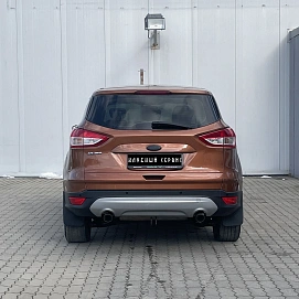 Ford Kuga, 2014г, передний привод, автомат