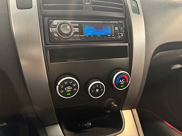 Hyundai Tucson, 2008г, передний привод, механика