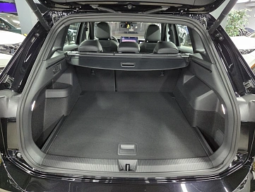 Volkswagen Tiguan, 2026г., полный привод, робот