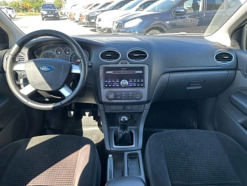 Ford Focus, 2006г, передний привод, механика
