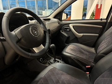 Renault Duster, 2014г, передний привод, автомат