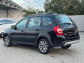 Lada (ВАЗ) , 2023г., передний привод, механика