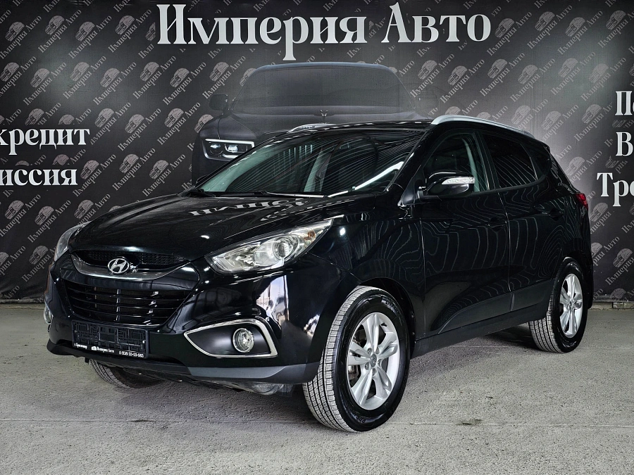Hyundai ix35, 2012г., передний привод, автомат