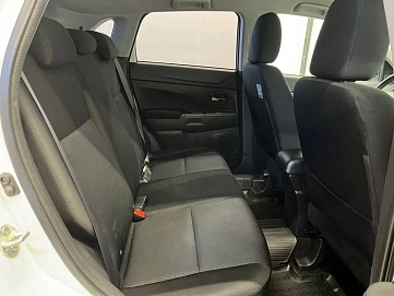 Mitsubishi ASX, 2012г, передний привод, вариатор