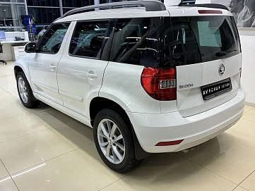 Skoda Yeti, 2013г, передний привод, робот