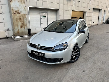 Volkswagen Golf, 2011г, передний привод, робот