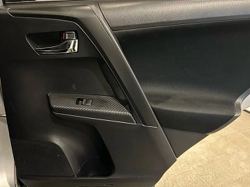 Toyota RAV4, 2014г, передний привод, автомат