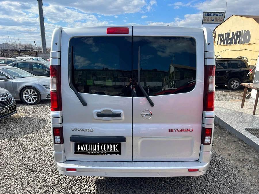 Opel Vivaro, 2017г., передний привод, механика