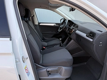 Volkswagen Tiguan, 2021г, передний привод, механика