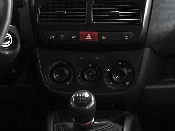 Fiat Doblo, 2012г, передний привод, механика