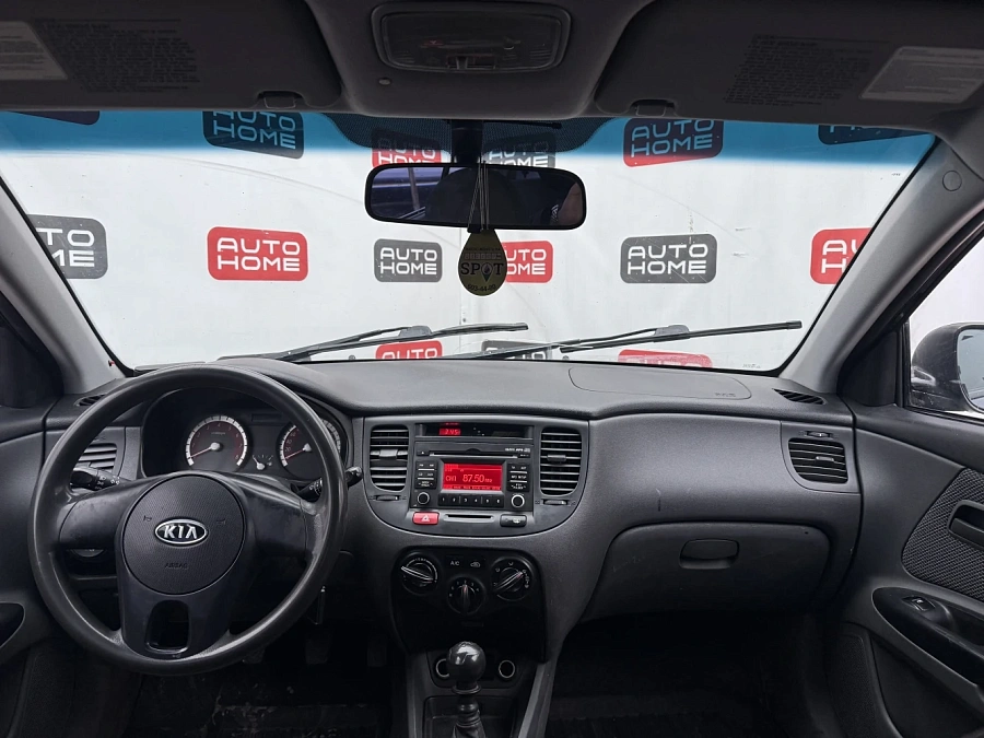 Kia Rio, 2010г., передний привод, механика